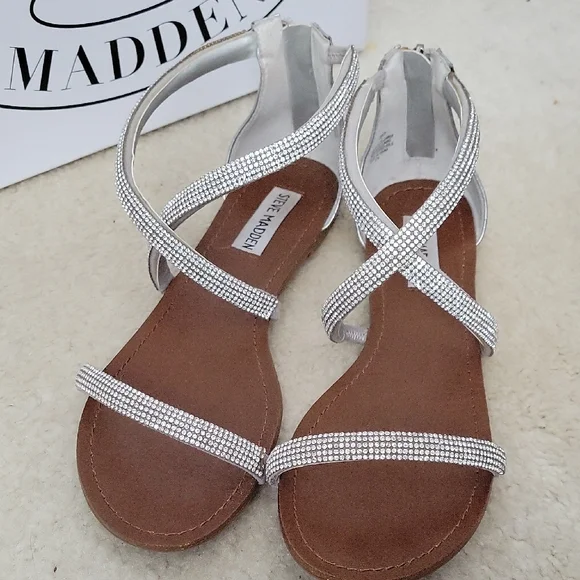 Steve Madden Silver Sparkly Strappy Sandals w Zipper Back - Picture 2 of 5